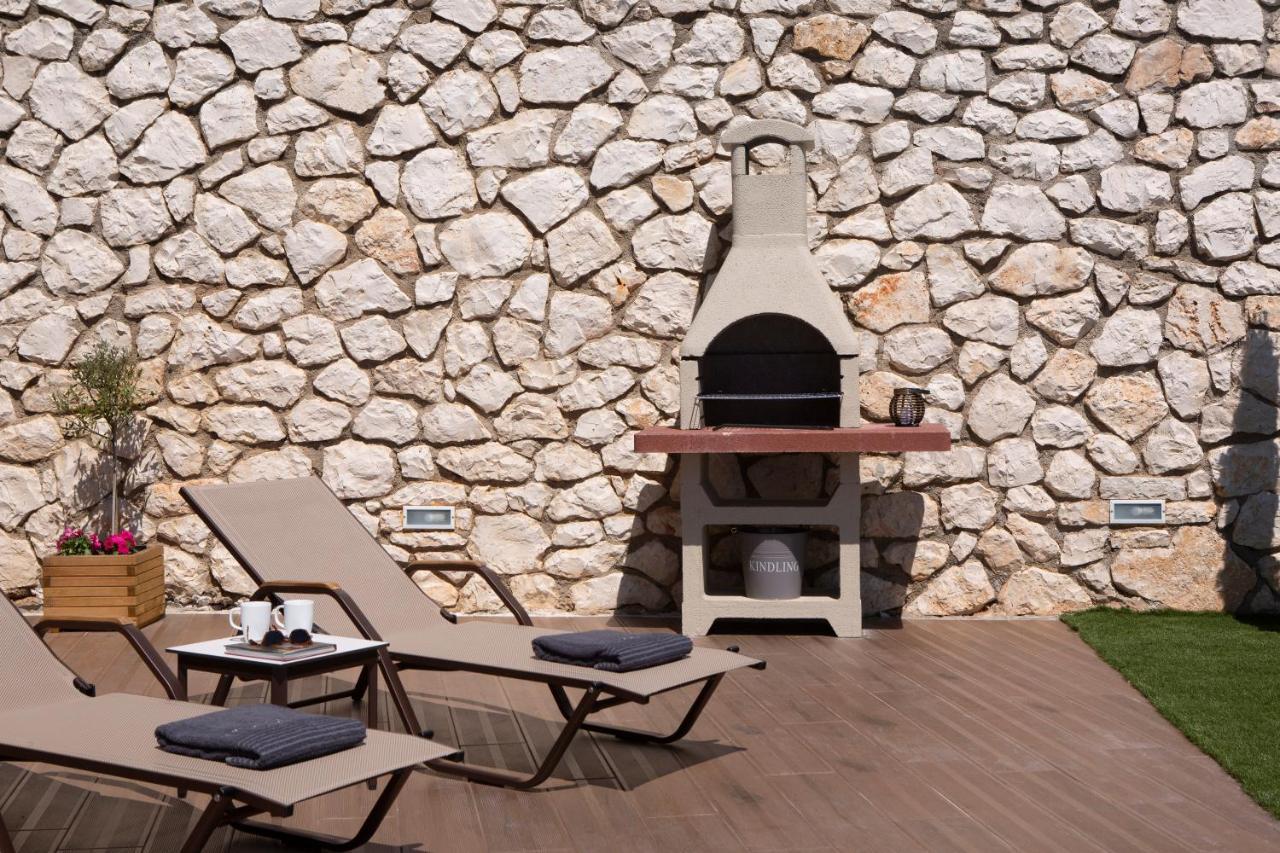 Heavenly Heights Villas By Kb Hospitality Evgiros Exterior foto